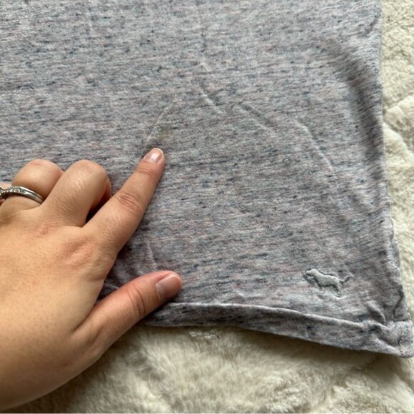 Victoria's Secret PINK | Short Sleeve Heather Gray V-Neck Tee Shirt | Size Small - Picture 8 of 12